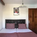 Daire Seaside M And B House *