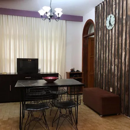 Seaside M And B House Apartment