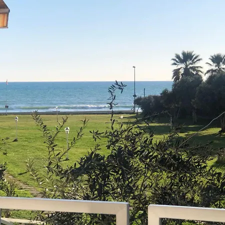 Seaside M And B House