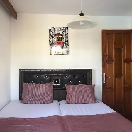 Daire Seaside M And B House *