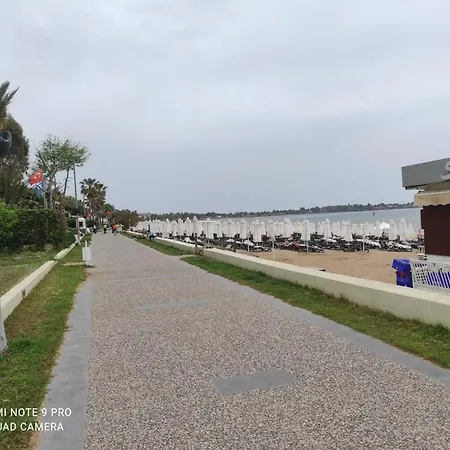 Seaside M And B House Apartment